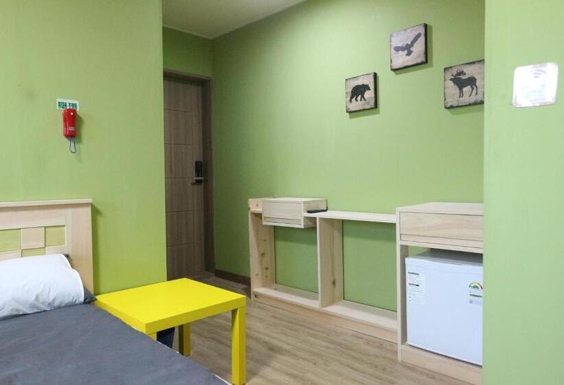 Quarto Triplo Standart, Daegu Midtown Hostel