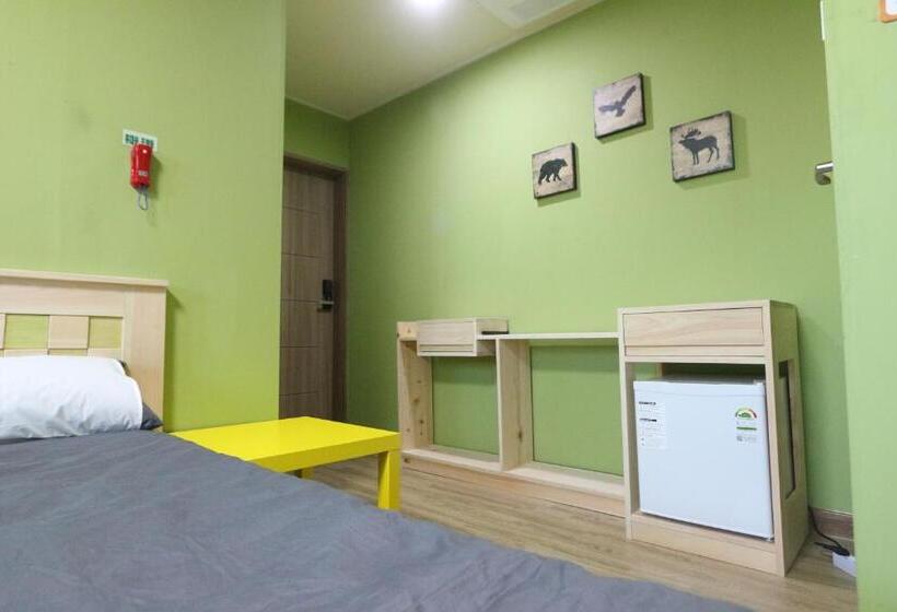 Quarto Triplo Standart, Daegu Midtown Hostel