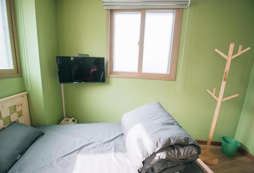 Quarto Triplo Basic, Daegu Midtown Hostel