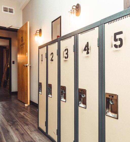 Кровать в Общей Комнате, The Haven Hostel