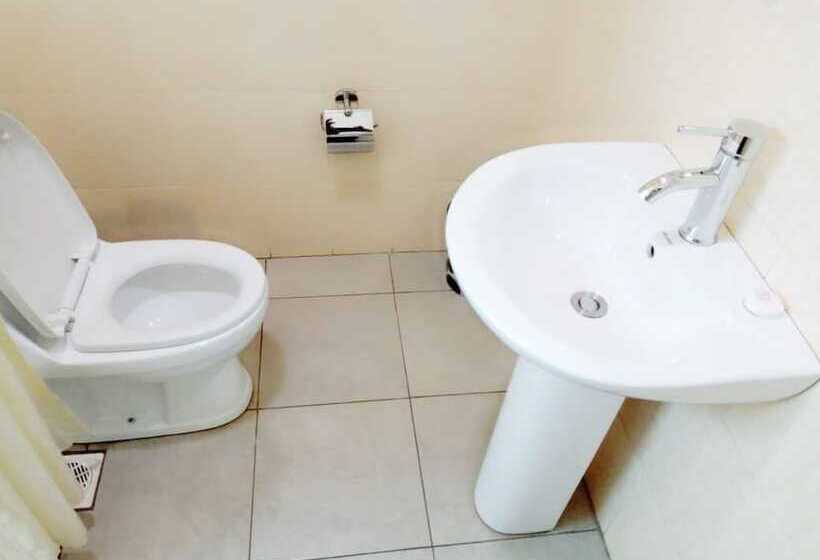 Standard Single Room, Fortune