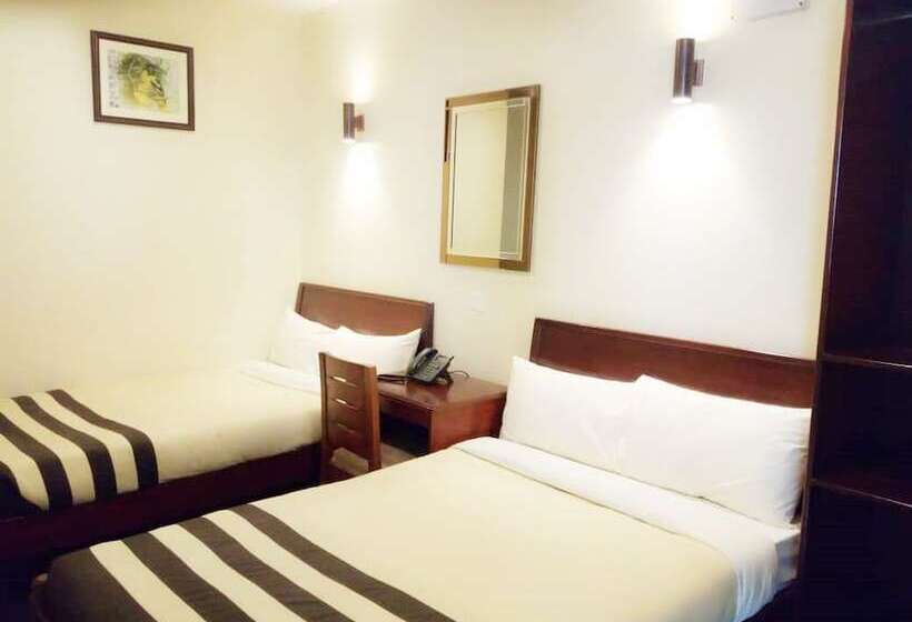 Deluxe Room, Fortune