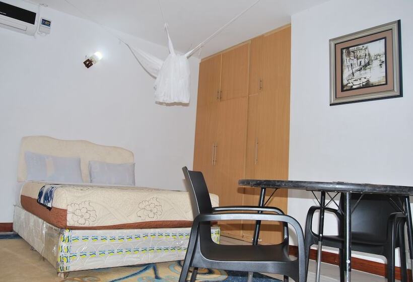 اتاق لوکس, Frontiers Hotel Entebbe