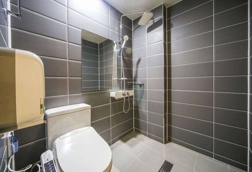 غرفة ديلوكس, Insomnia