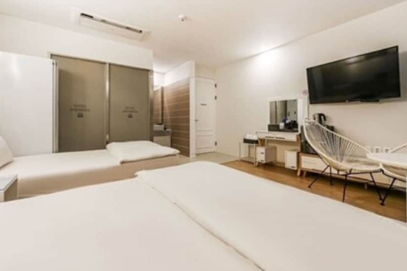 غرفة بريميوم, Insomnia