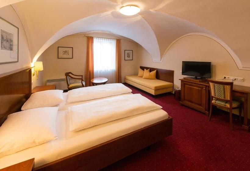غرفة سوبيريور ثلاثية, Ambiance Hotel   Braunau   Simbach
