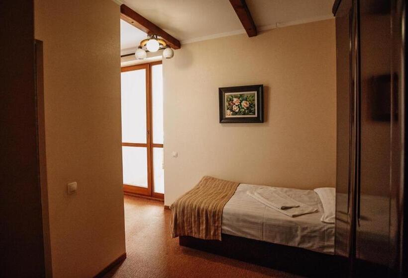 اتاق لوکس یک تخته, Shovkova Kositsya