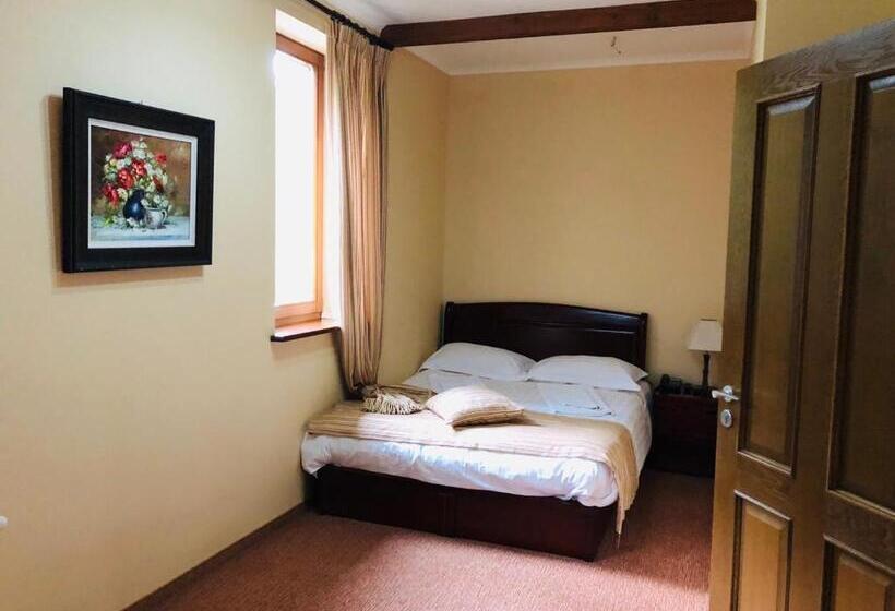 سوییت, Shovkova Kositsya