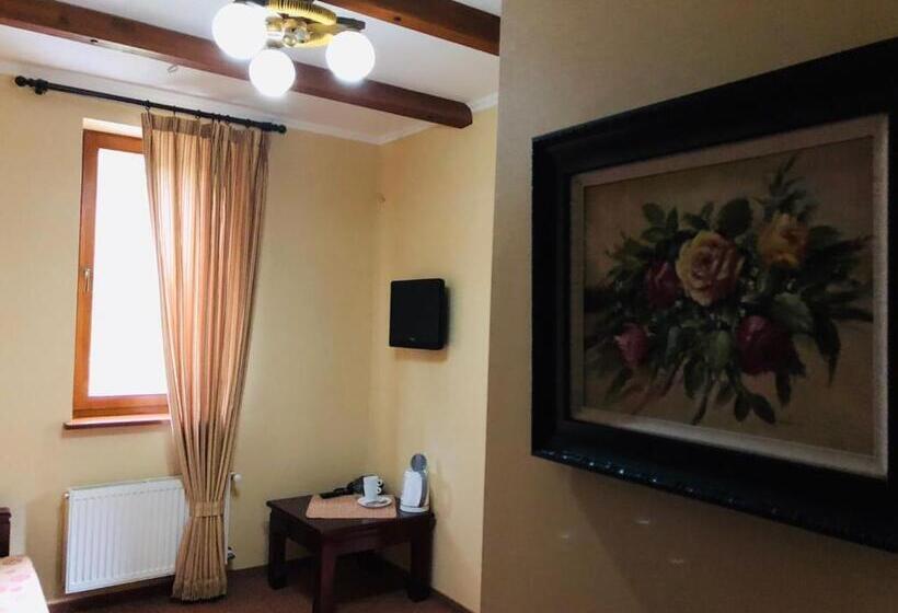 سوییت, Shovkova Kositsya