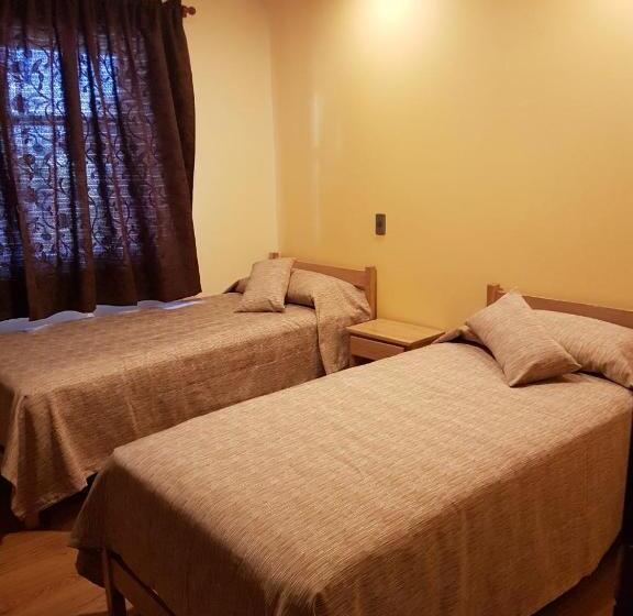 バス共有のスタンダードルーム, Portal Austral