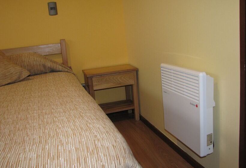 バス共有のスタンダードルーム, Portal Austral