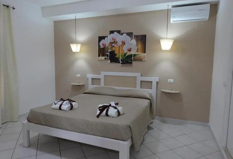 اتاق استاندارد با تخت بزرگ, Villa Saturno