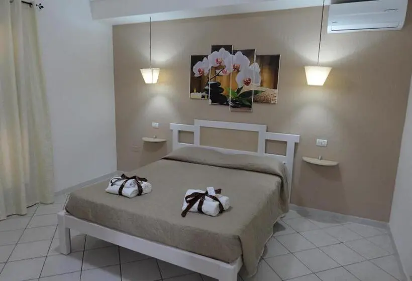 اتاق استاندارد با تخت بزرگ, Villa Saturno