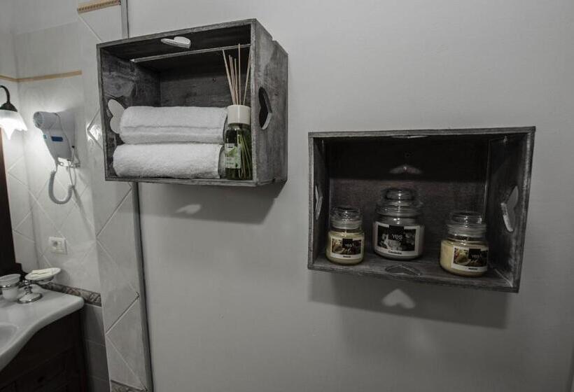 Triple Room Sea View, Villa Saturno