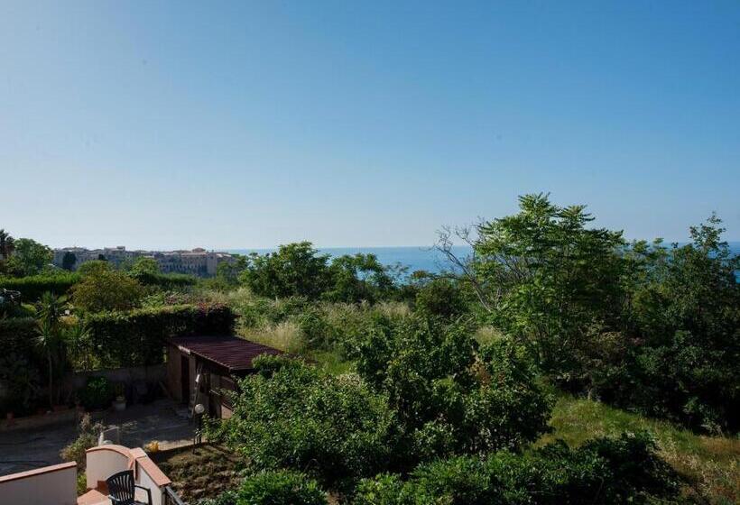 Triple Room Sea View, Villa Saturno