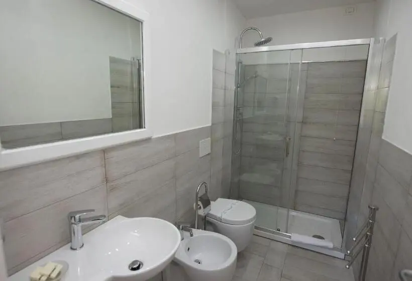 اتاق استاندارد با بالکن, Villa Saturno