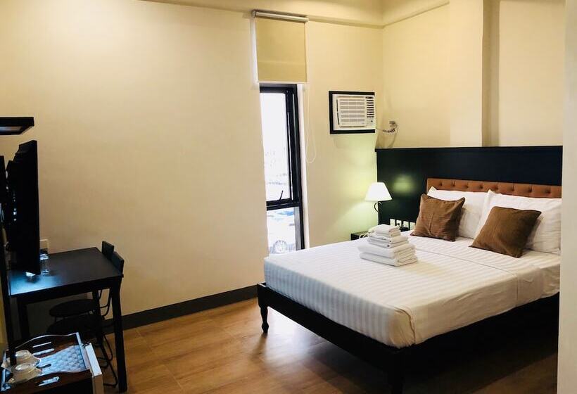 Deluxe Szoba, Achievers Airport