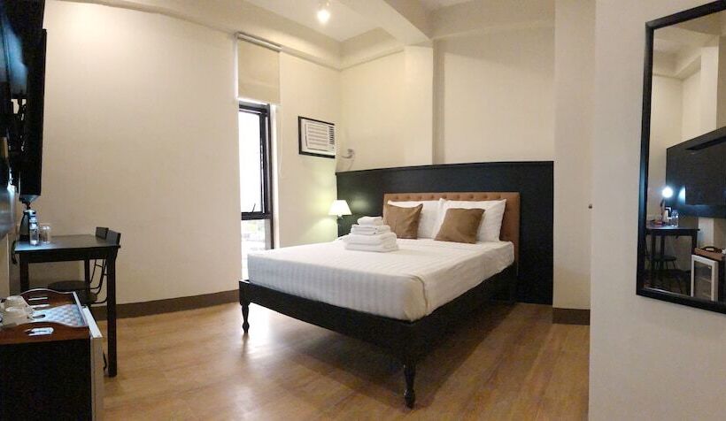 Deluxe Szoba, Achievers Airport