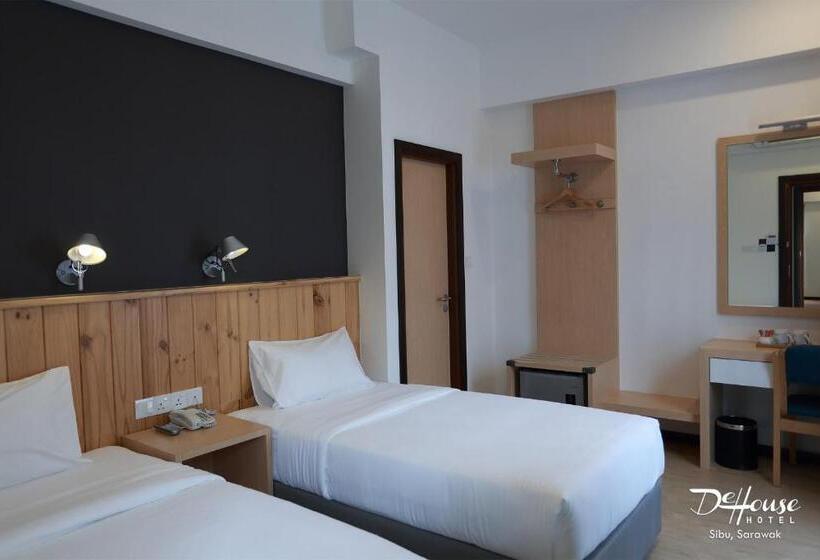 חדר סטנדרט, De House