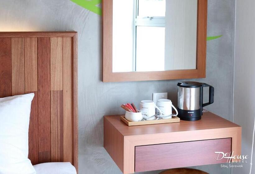 חדר סטנדרט, De House