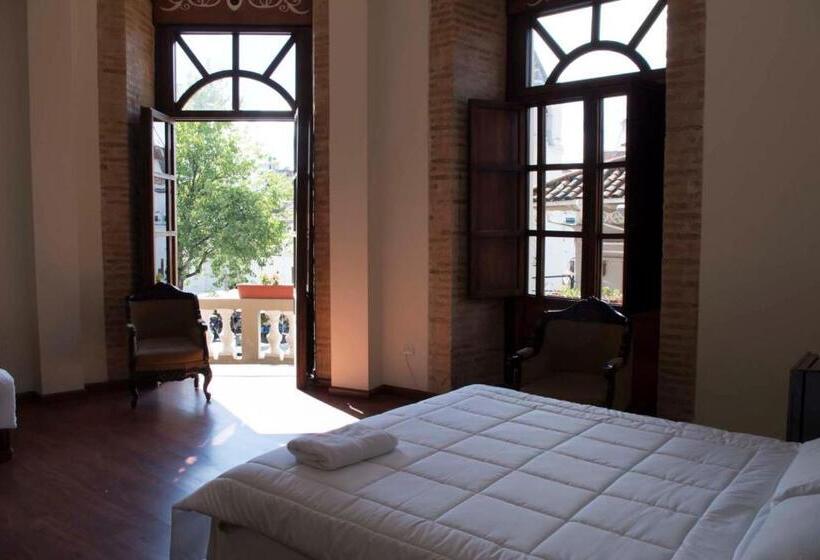 סוויטה, Floré Hotel Boutique Cuenca