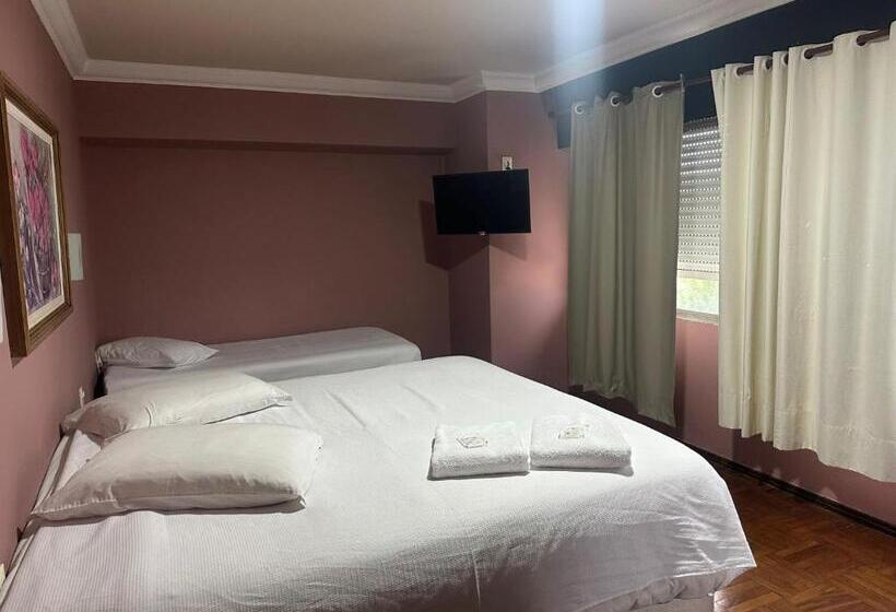 高级三人间, Nuevo