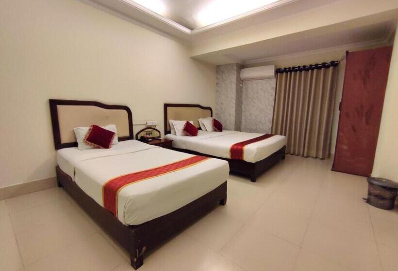 اتاق لوکس سه تخته, Panshi Inn Sylhet