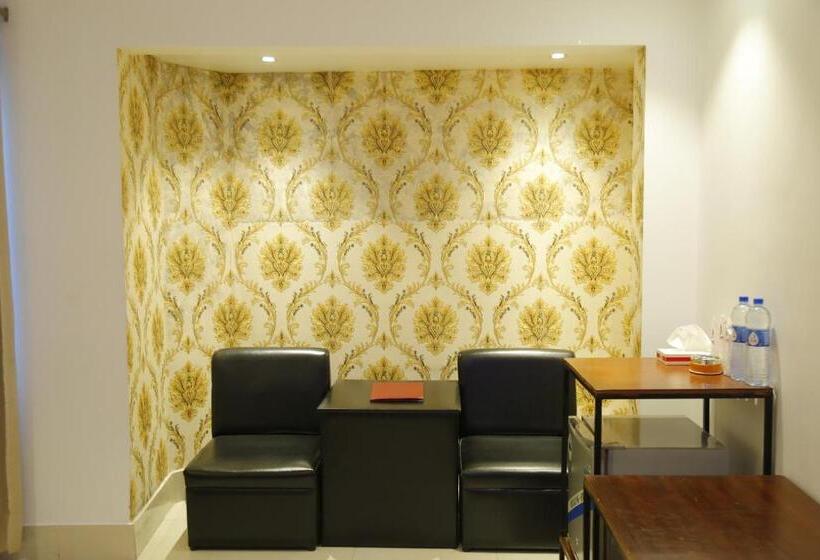 اتاق لوکس چهار تخته, Panshi Inn Sylhet