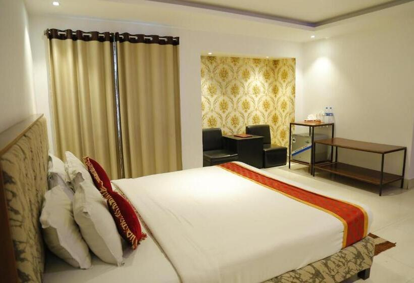 اتاق لوکس چهار تخته, Panshi Inn Sylhet