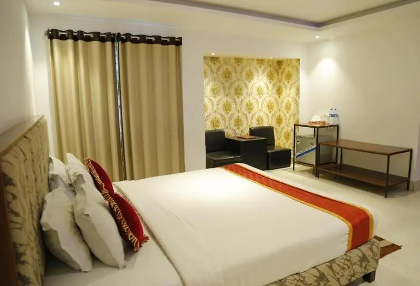 اتاق لوکس چهار تخته, Panshi Inn Sylhet