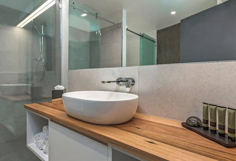 اتاق لوکس, Peppers Silo