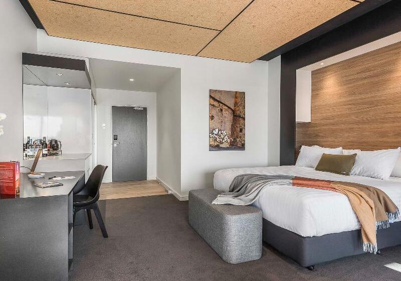 سوئیت 2 خوابه, Peppers Silo