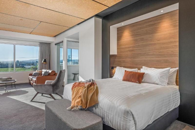 سوئیت 2 خوابه, Peppers Silo