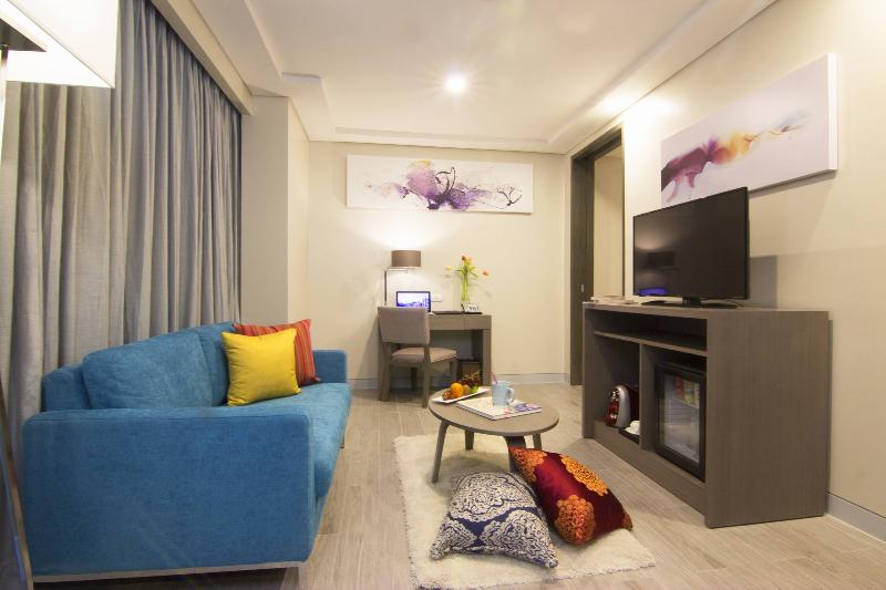 سوییت, Savoy Hotel Manila