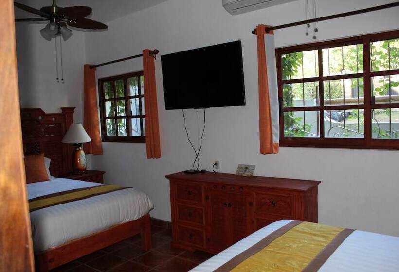 带2个双人床的标准工作室, Villas Amalia