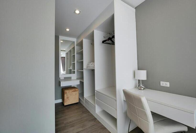 풀장 전망 스위트, Wisdom Hotel & Residence