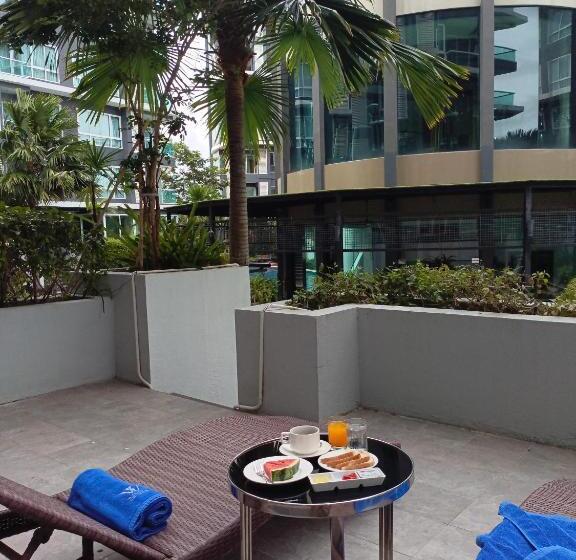 디럭스 룸, Wisdom Hotel & Residence