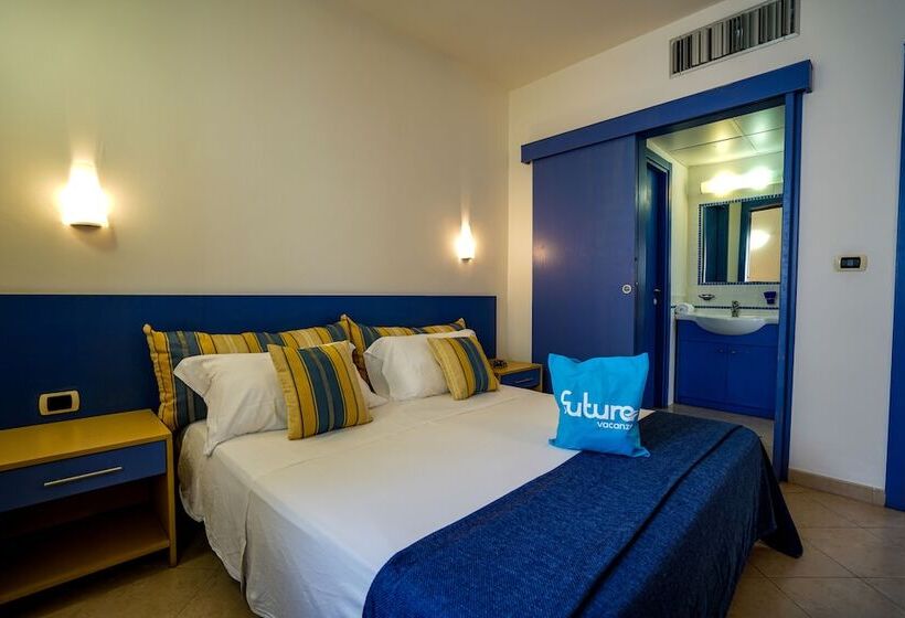 חדר משפחתי, Futura Club Torre Rinalda