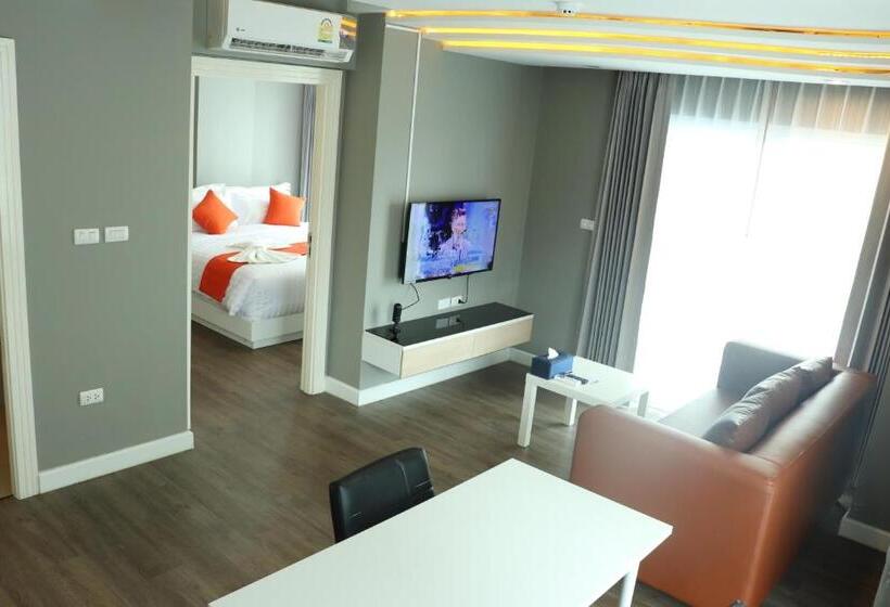 프리미엄 스위트 풀장 전망, Wisdom Hotel & Residence