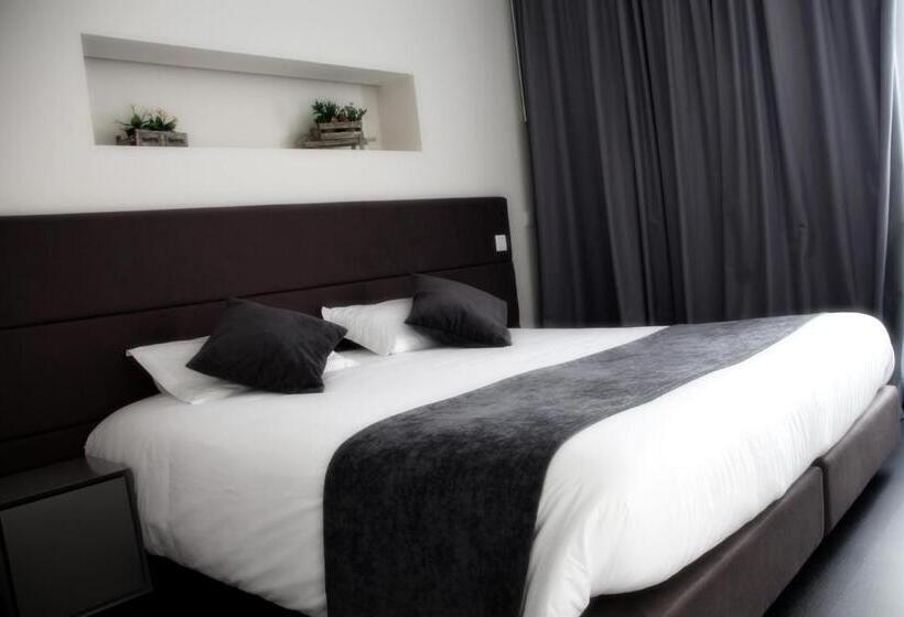 Номер Deluxe, Basto Vila