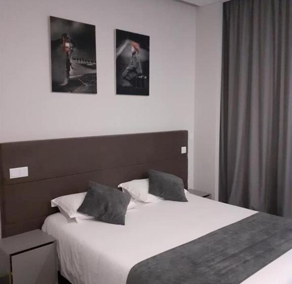 غرفة ديلوكس, Basto Vila