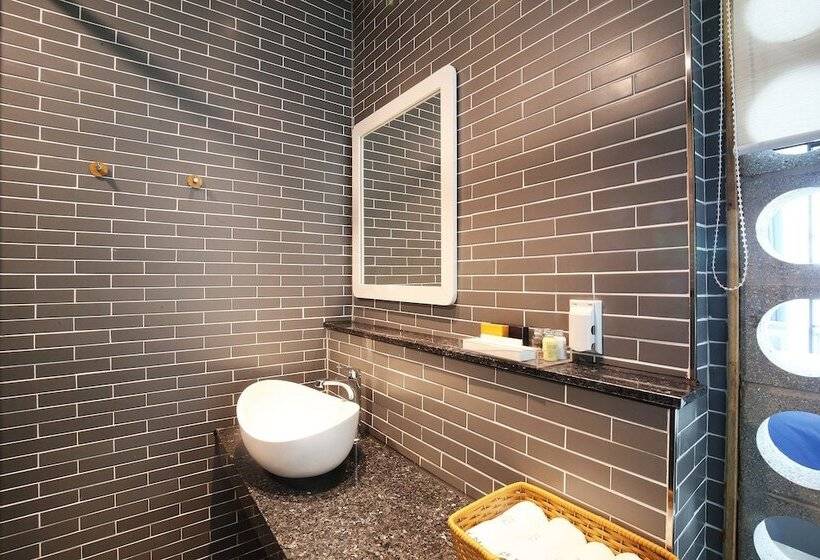 Cameră Standard cu Vedere la Mare, Daynice