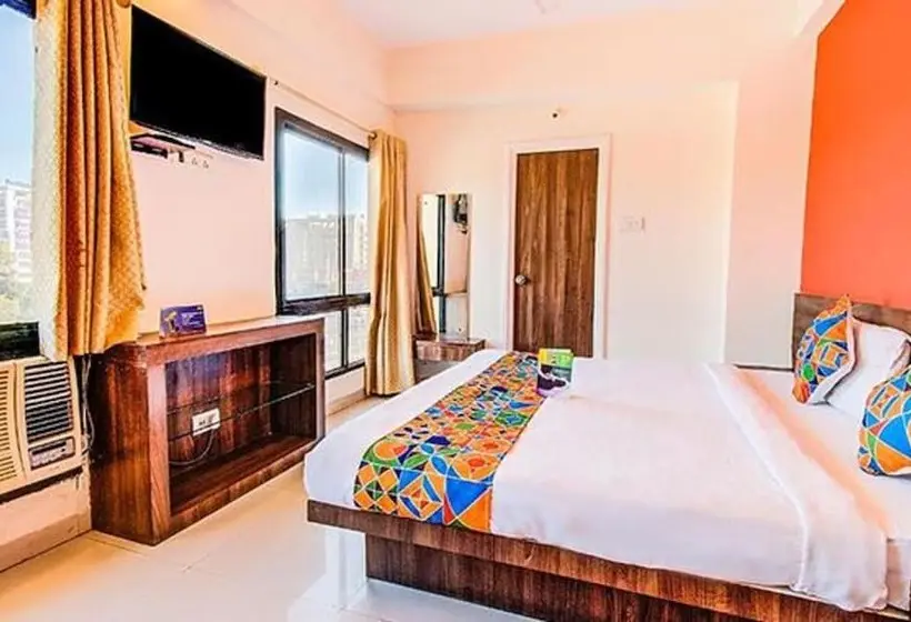 Chambre Deluxe, Fab Kumar