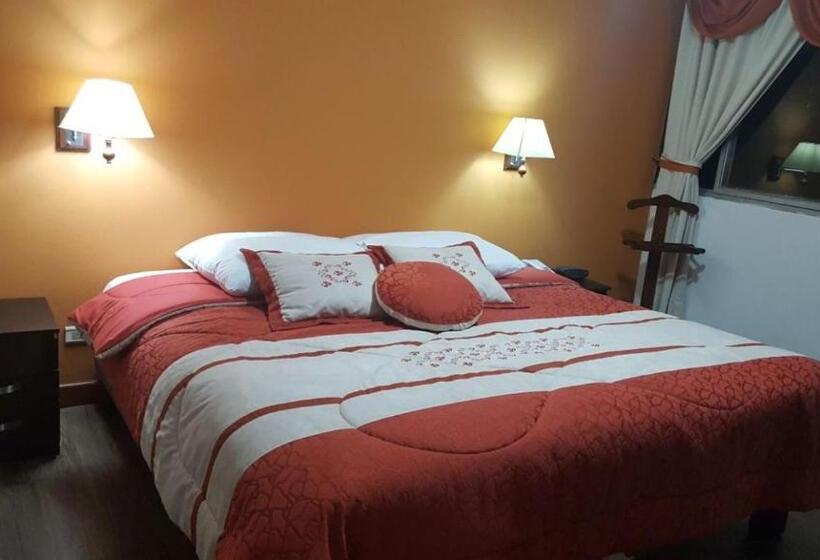 Habitació Deluxe, Hangas Mayo