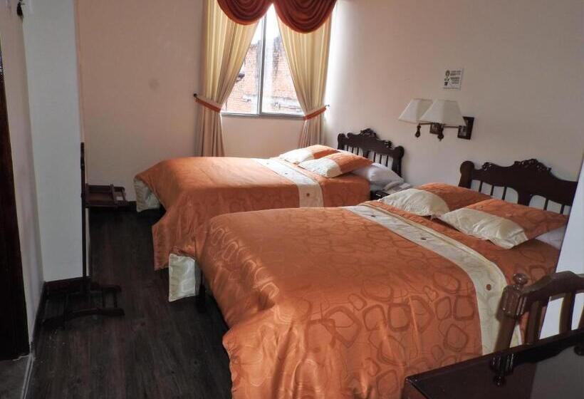 Habitació Estàndard, Hangas Mayo