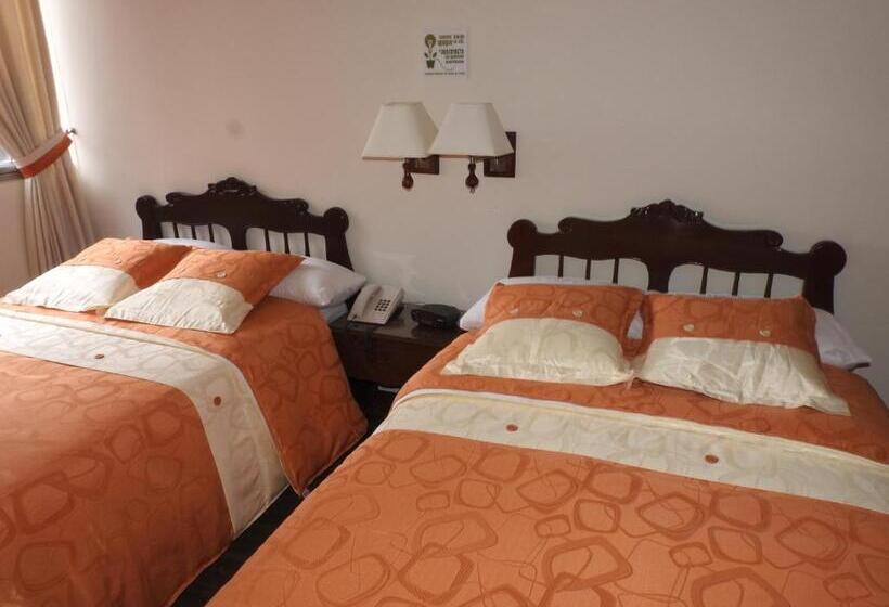 Habitació Estàndard, Hangas Mayo