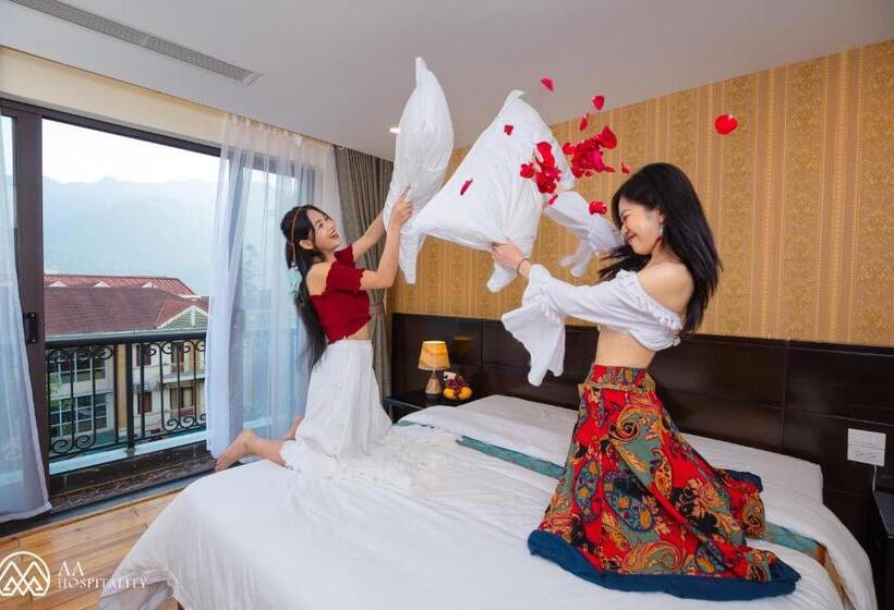 اتاق لوکس, Sapa Green