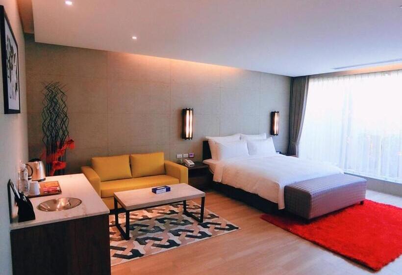 اتاق سوپریور, Shui Nong Motel