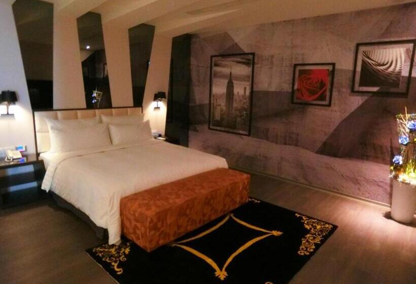اتاق سوپریور, Shui Nong Motel