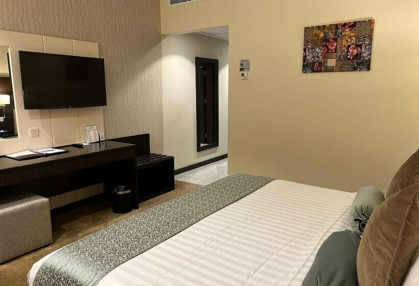 디럭스 룸, Holiday Villa Hail